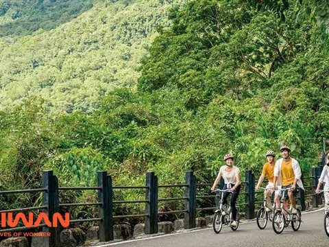 Độc đáo mô hình du lịch đường sắt kết hợp tại xứ Đài