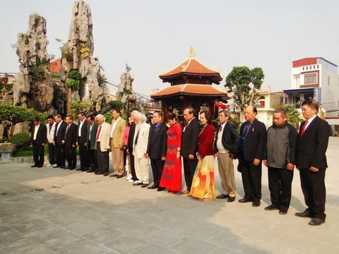 Hội thảo “Nhân diện thư, Vật điểu thư trong dòng chảy thư pháp Việt Nam đương đại”