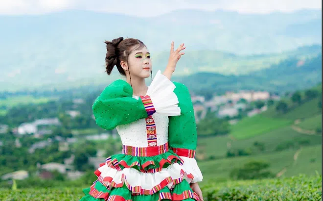 Bật mí gương mặt first face Nguyễn Thảo Chi của sự kiện “9 FASHION SHOW”