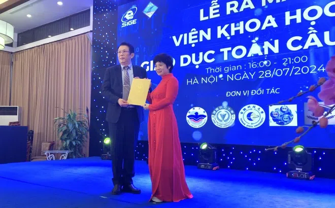 Thúc đẩy liên kết đào tạo quốc tế trong ngành trí tuệ nhân tạo và công nghệ cao