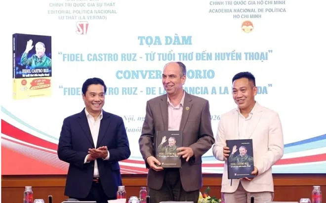Giá trị lịch sử từ công trình Fidel Castro Ruz - Cuba trong trái tim nhân dân Việt Nam do nhà báo Vương Xuân Nguyên biên soạn