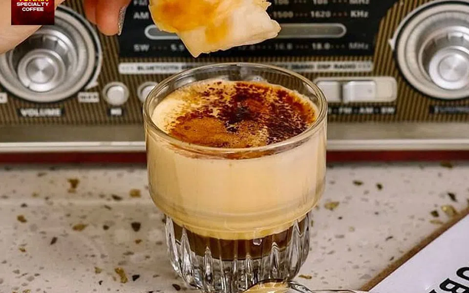 Thưởng thức Cà Phê Trứng theo phong cách Tonkin Coffee